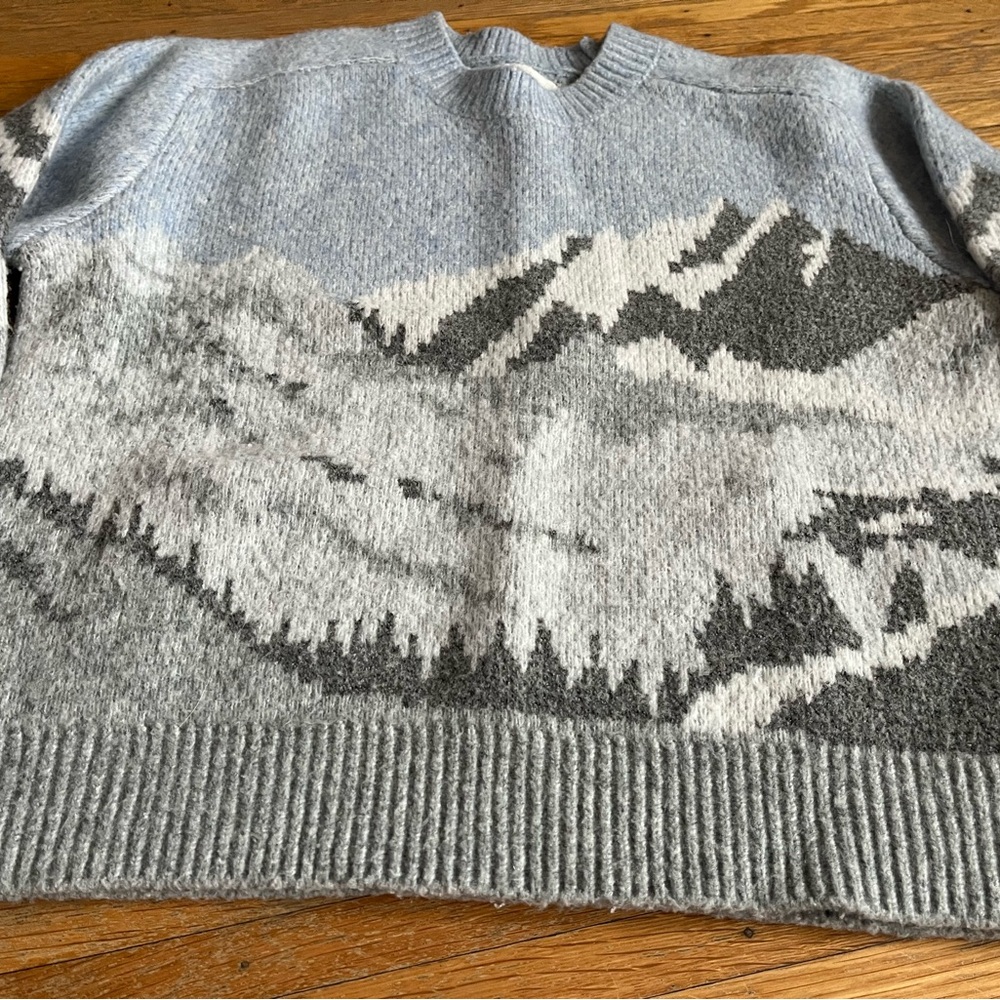 Abercrombie & Fitch Madeline Crew Mountain Sweater - Picture 5 of 7